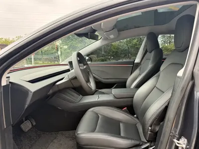 Tesla Model 3 2024, 49000 км, за 25279.09 USD