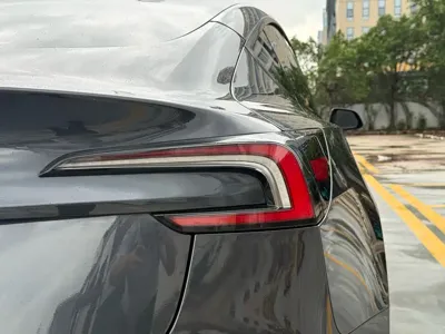 Tesla Model 3 2024, 49000 км, за 25279.09 USD - фото 13