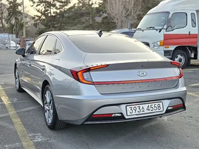 Hyundai Sonata 2020, 67223 км, за 10774.73 USD - фото 17
