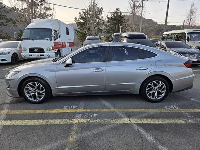 Hyundai Sonata 2020, 67223 км, за 10774.73 USD - фото 20