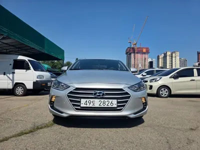 Hyundai Avante 2018, 66324 км, за 6557.7 USD