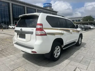 Toyota Prado 2014, 150000 км, за 26492.19 USD
