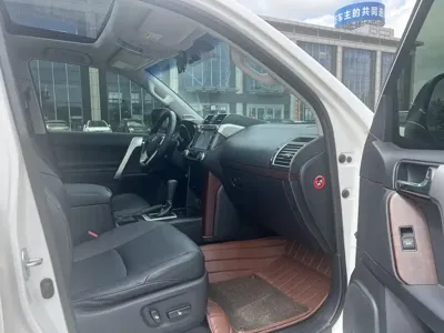 Toyota Prado 2014, 150000 км, за 26492.19 USD