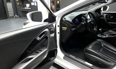 Hyundai Grandeur 2015, 172859 км, за 4493.06 USD - фото 10