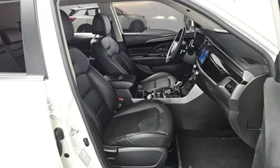 KG_Mobility_Ssangyong KORANDO 2022, 47998 км, за 10343.49 USD - фото 10