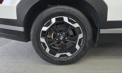 Hyundai Santafe 2024, 47850 км, за 18169.39 USD