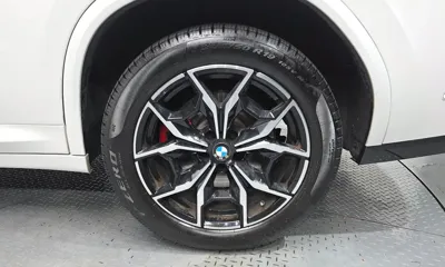 BMW X4 2023, 67762 км, за 31836.68 USD - фото 22