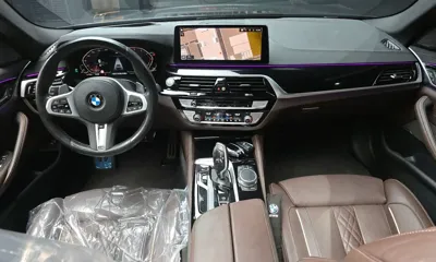 BMW 5-Series 2022, 52648 км, за 26110.54 USD - фото 7