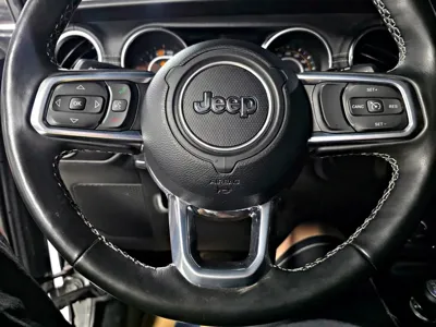 Jeep Wrangler 2022, 43595 км, за 27241.7 USD - фото 13