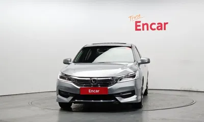 Honda Accord 2017, 21935 км, за 9844.73 USD