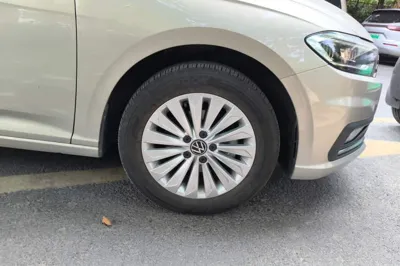 Volkswagen Lavida 2021, 13500 км, за 9866 USD
