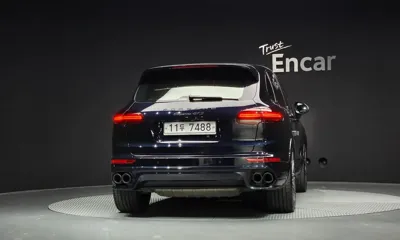 Porsche Cayenne 2016, 206649 км, за 19377.29 USD