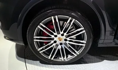 Porsche Cayenne 2016, 206649 км, за 19377.29 USD