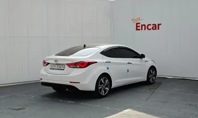 Hyundai Avante 2014, 200333 км, за 2775.02 USD