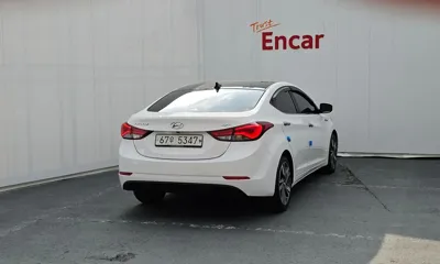 Hyundai Avante 2014, 200333 км, за 2775.02 USD