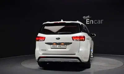 Kia Canival 2016, 155237 км, за 6940.78 USD