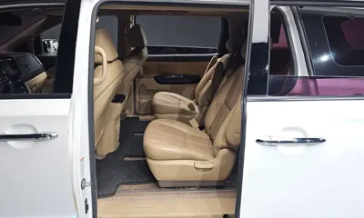 Kia Canival 2016, 155237 км, за 6940.78 USD - фото 12