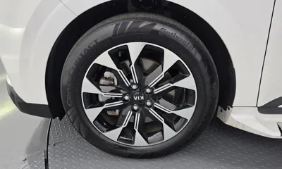 Kia Canival 2021, 46950 км, за 17133.56 USD