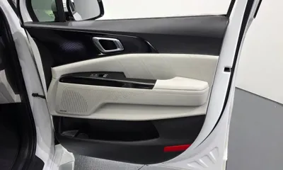 Kia Canival 2021, 46950 км, за 17125.73 USD - фото 25