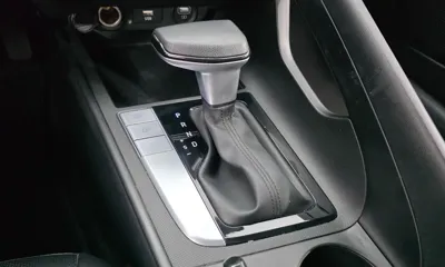 Hyundai Avante 2023, 72091 км, за 9056.06 USD - фото 9