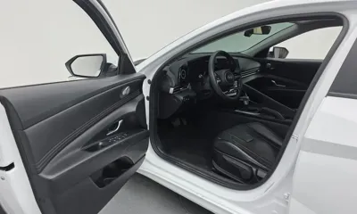 Hyundai Avante 2023, 72091 км, за 9056.06 USD - фото 10