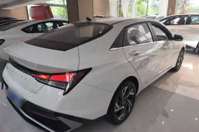Hyundai Elantra 2023, 100 км, за 13554 USD - фото 6
