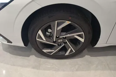 Hyundai Elantra 2023, 100 км, за 13554 USD - фото 10