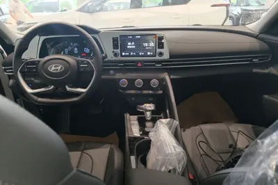 Hyundai Elantra 2023, 100 км, за 13554 USD - фото 12