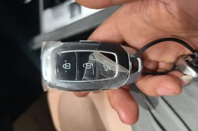 Hyundai Elantra 2023, 100 км, за 13554 USD - фото 23