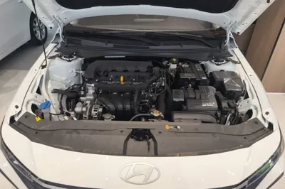 Hyundai Elantra 2023, 100 км, за 13554 USD - фото 24