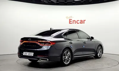 Hyundai Grandeur 2019, 54046 км, за 10437.18 USD