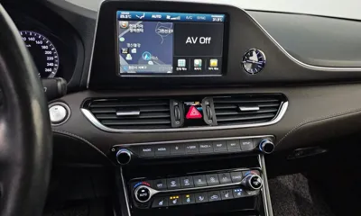 Hyundai Grandeur 2019, 54046 км, за 10437.18 USD - фото 16