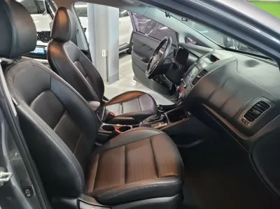 Kia K3 2016, 82275 км, за 5528.42 USD - фото 8