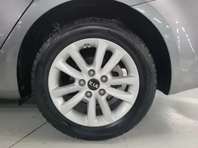 Kia K3 2016, 82275 км, за 5528.42 USD - фото 16