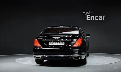 Genesis EQ900 2017, 136086 км, за 9787.17 USD