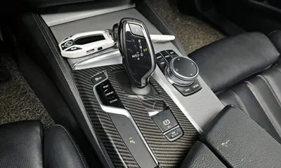 BMW 5-Series 2018, 72262 км, за 15165.55 USD - фото 9