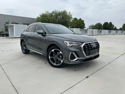 Audi Q3 2023, 14000 км, за 31311.93 USD