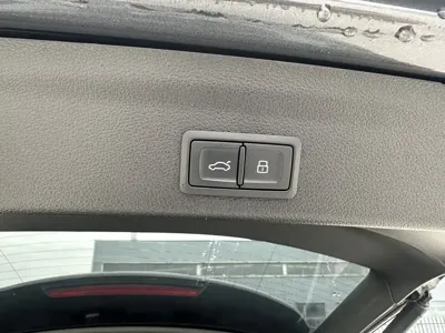 Audi Q3 2023, 14000 км, за 31311.93 USD - фото 9