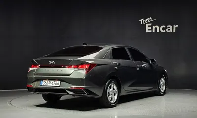 Hyundai Avante 2021, 100582 км, за 8444.38 USD