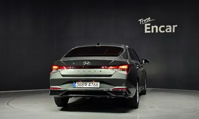 Hyundai Avante 2021, 100582 км, за 8444.38 USD