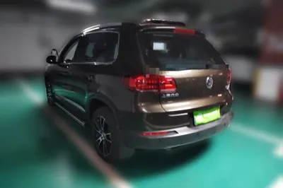 Volkswagen Tiguan 2015, 43200 км, за 10708 USD