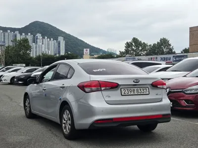 Kia K3 2016, 193174 км, за 2595.63 USD