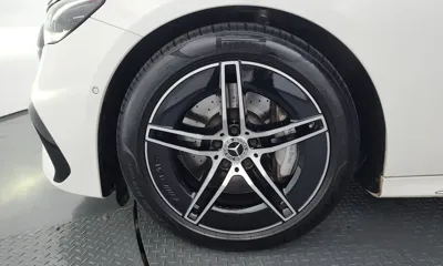 Mercedes-Benz E-Class 2024, 18699 км, за 49641.72 USD
