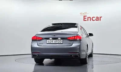 Hyundai Genesis 2014, 145216 км, за 5842.2 USD