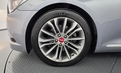 Hyundai Genesis 2014, 145216 км, за 5842.2 USD