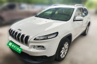 Jeep Cherokee · 2016 год