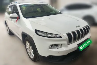 Jeep Cherokee 2016, 71400 км, за 6185 USD