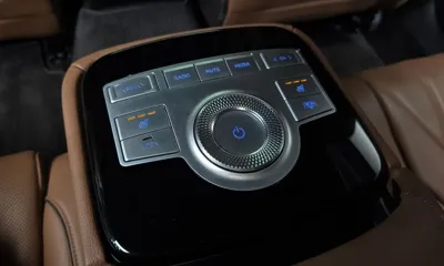 Genesis G80 2021, 59793 км, за 24615.99 USD - фото 31