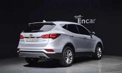 Hyundai Santafe 2016, 132945 км, за 6036.52 USD