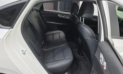 Kia K3 2022, 28089 км, за 9321.26 USD - фото 11